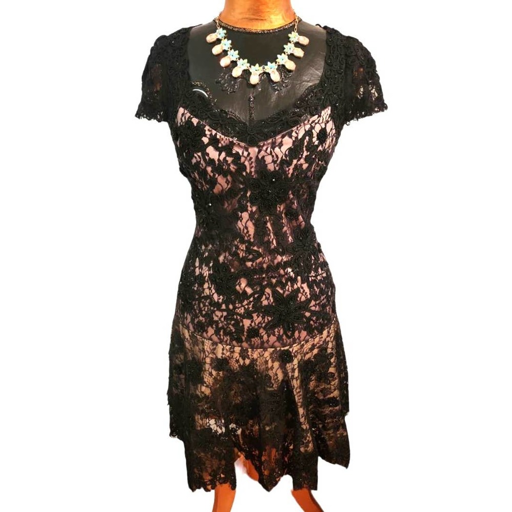 SUE WONG Nocturne Women’s Black Lace Embroidered Beaded Cocktail Dress Size 10